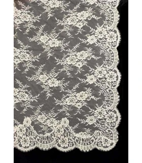 Mantilla Española 830.818 Color Marfil 100X220 Cm