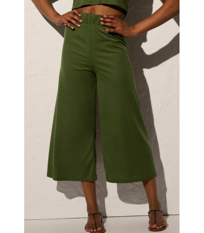 Pantalón Capri de Corte Ancho 86030 Ysabel Mora