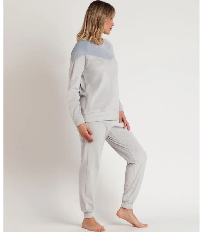 Pijama ADMAS HOME Velvet Soft para Mujer - Manga Larga Ultraelástico con Detalles Bordados