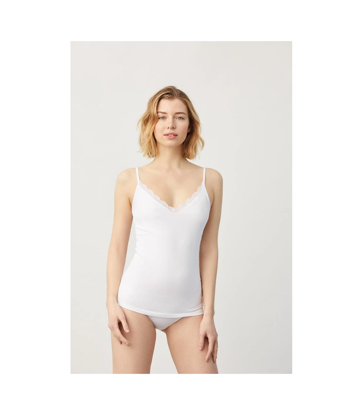 Camiseta Interior de Tirantes para Mujer Ysabel Mora Tirante Fino Regulable,Costuras Planas  19687