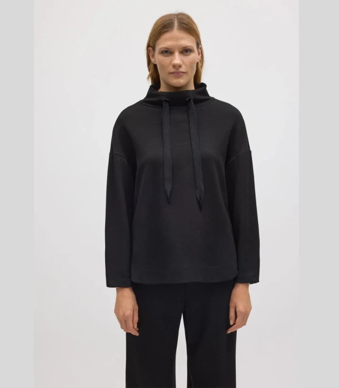 Sudadera Negra Elástica Cuello Alto Ajustable 70674 Ysabel Mora