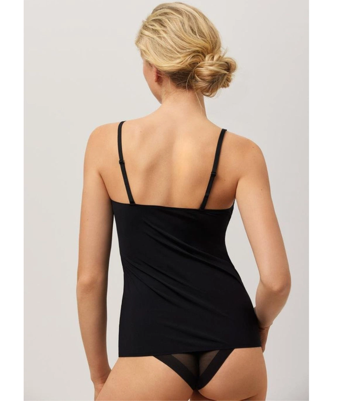 Camiseta Lencera de Tirantes Ysabel Mora con Escote de Tul con Tirantes Ajustables y Cruzables