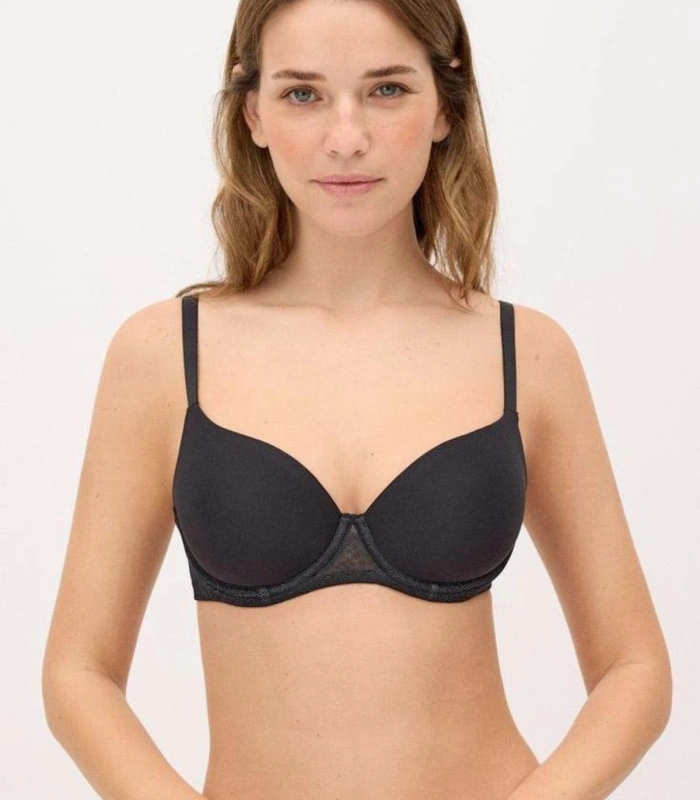 Sujetador con Aro y Relleno Ysabel Mora "Ada"  Copa con Relleno sin Aumento y Detalle de Encaje