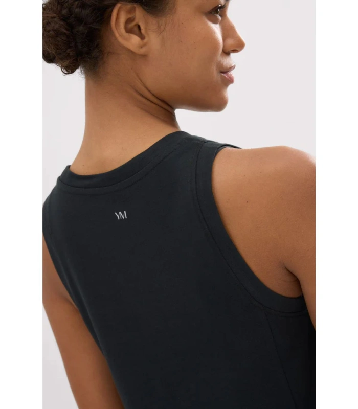 Camiseta Deportiva Negra de Tirantes Ysabel Mora 100% Algodón Natural, Diseño de Largo Extra y Transpirabilidad Óptima