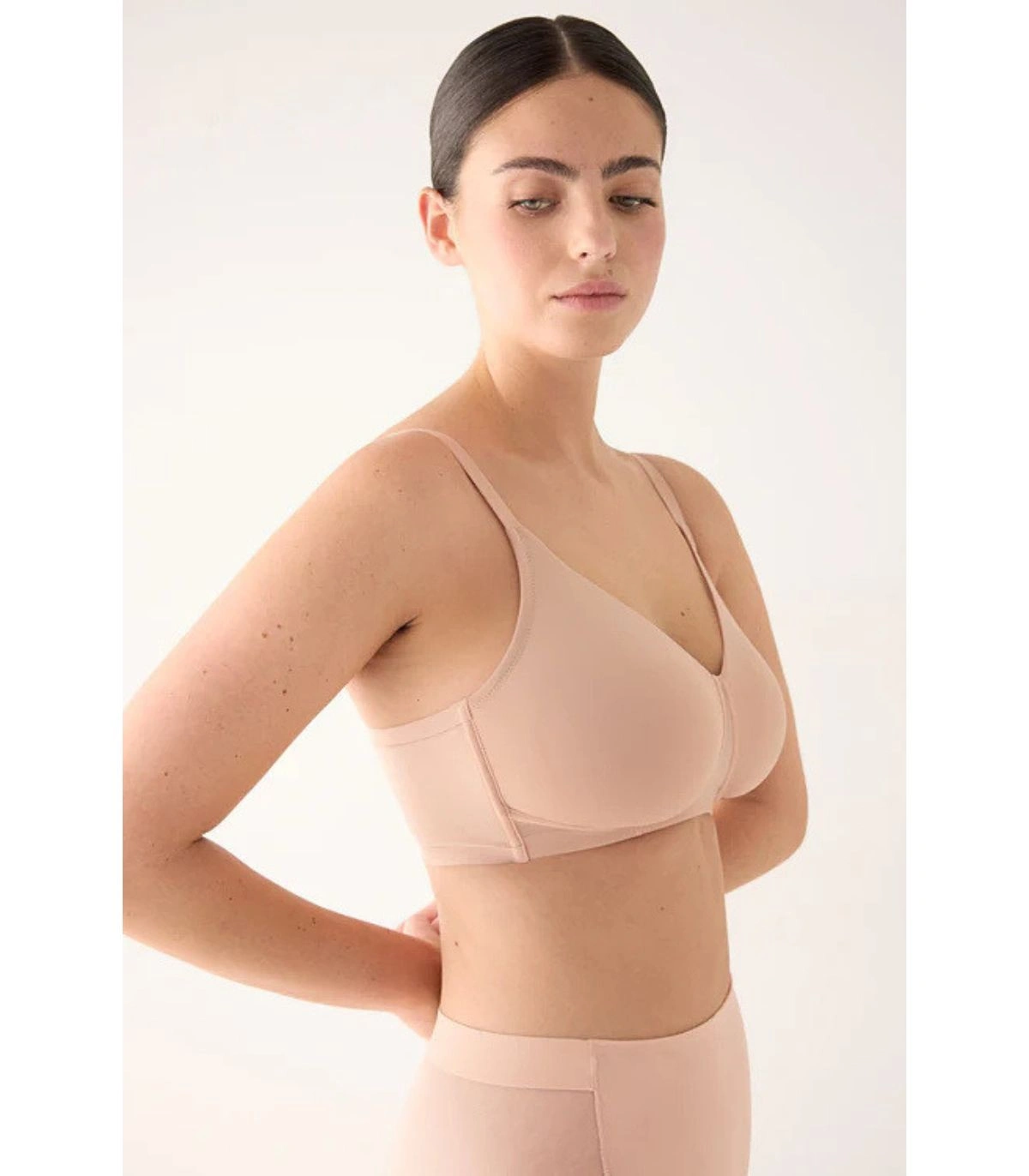 Sujetador Reductor Sin Aros y Sin Relleno Ysabel Mora Aura | Colección Nomarks x Paula Echevarría 10184