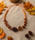 Collar de Macramé Artesanal "Ecos de Otoño" Hecho a Mano