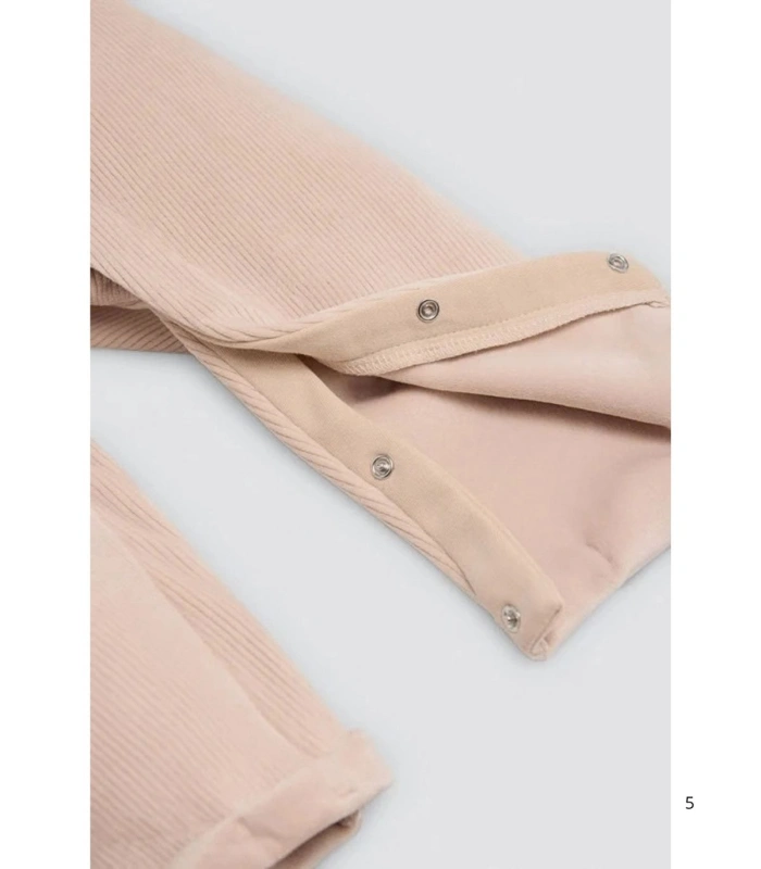 Conjunto de Bebé Tipo Pichi Efecto Pana Ysabel Mora Ref. 25649