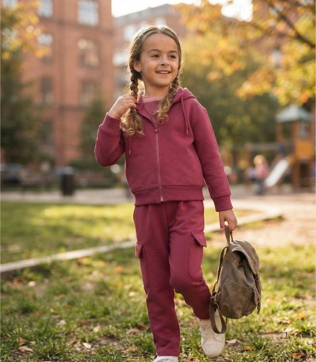 Chándal Deportivo Infantil Nocturne Rose con Cremallera Ysabel Mora Ref. 78001