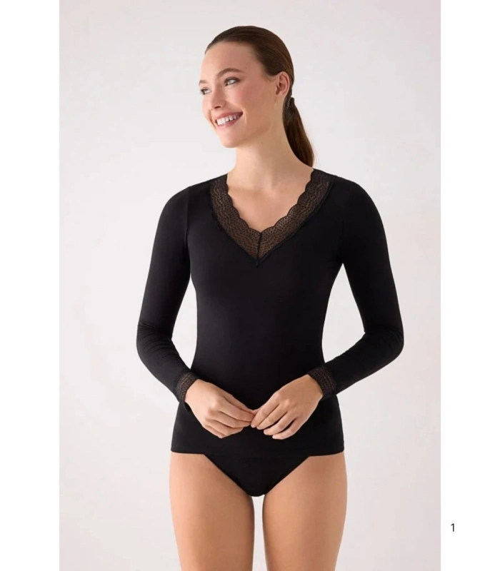 Camiseta Interior de Manga Larga con Encaje Ysabel Mora Ref. 19565 | Cuello y Puños de Encaje