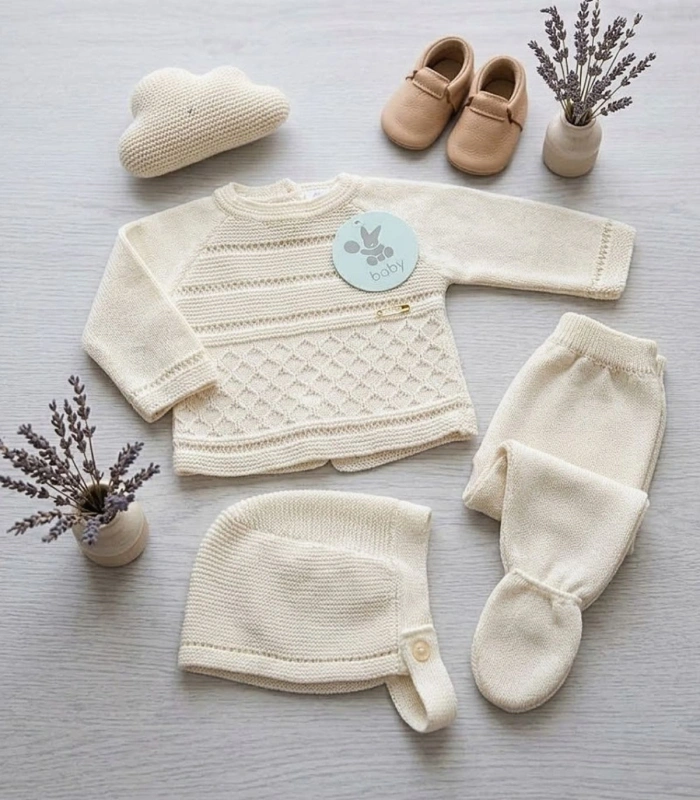 Conjunto Bebé de Lana de 3 Piezas Marfil Marca Baby