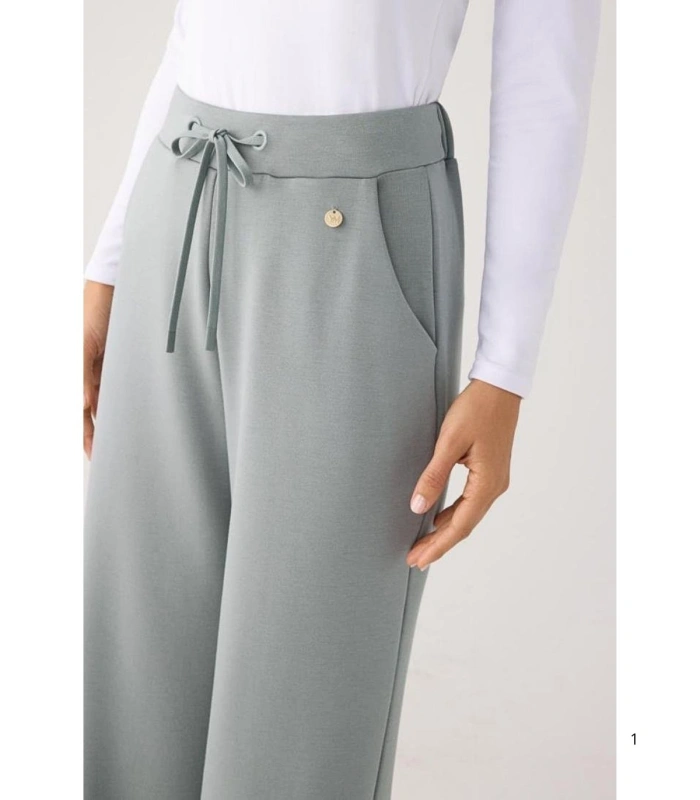 Pantalón Recto Afelpado de Mujer con Tiro Alto en Color Azul Ysabel Mora 70743