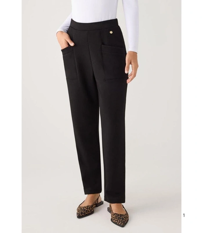 Pantalón Slim Afelpado de Mujer con Tiro Alto en Color Negro Ysabel Mora 70744