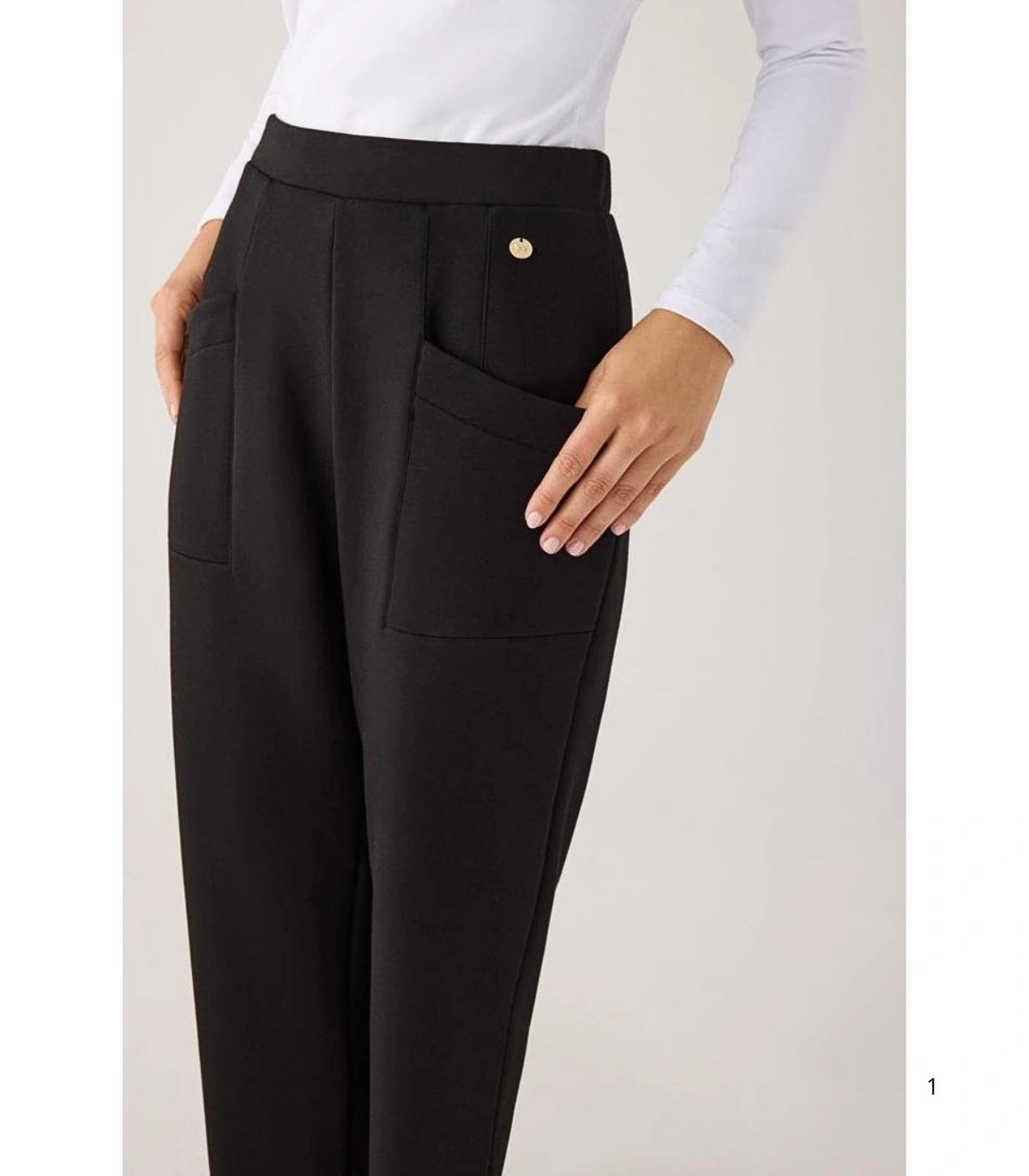 Pantalón Slim Afelpado de Mujer con Tiro Alto en Color Negro Ysabel Mora 70744