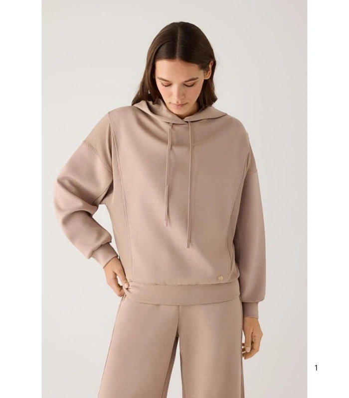Sudadera Afelpada de Mujer con Capucha en Color Beige Ysabel Mora 70745