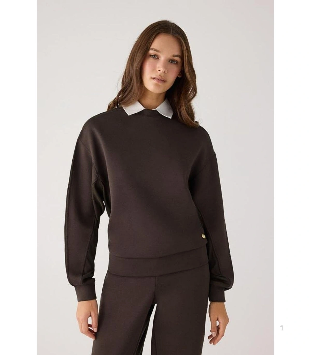 Sudadera Afelpada de Mujer con Cuello Redondo en Color Marrón Ysabel Mora 70746