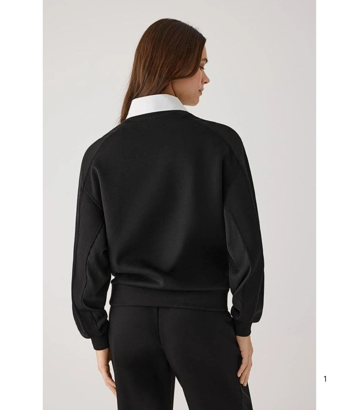 Sudadera Afelpada de Mujer con Cuello Redondo en Color Negro Ysabel Mora 70746