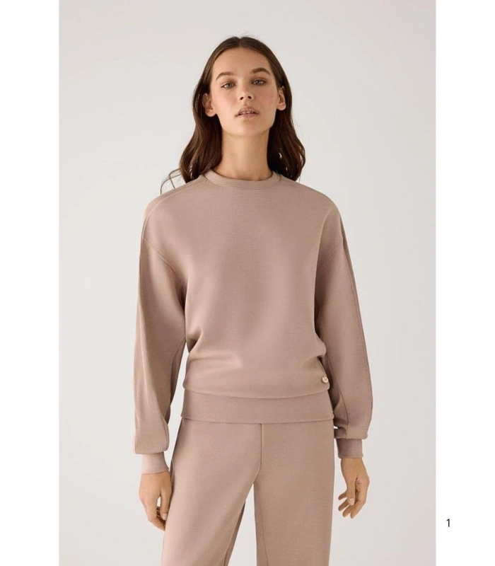 Sudadera Afelpada de Mujer con Cuello Redondo en Color Beige Ysabel Mora 70746