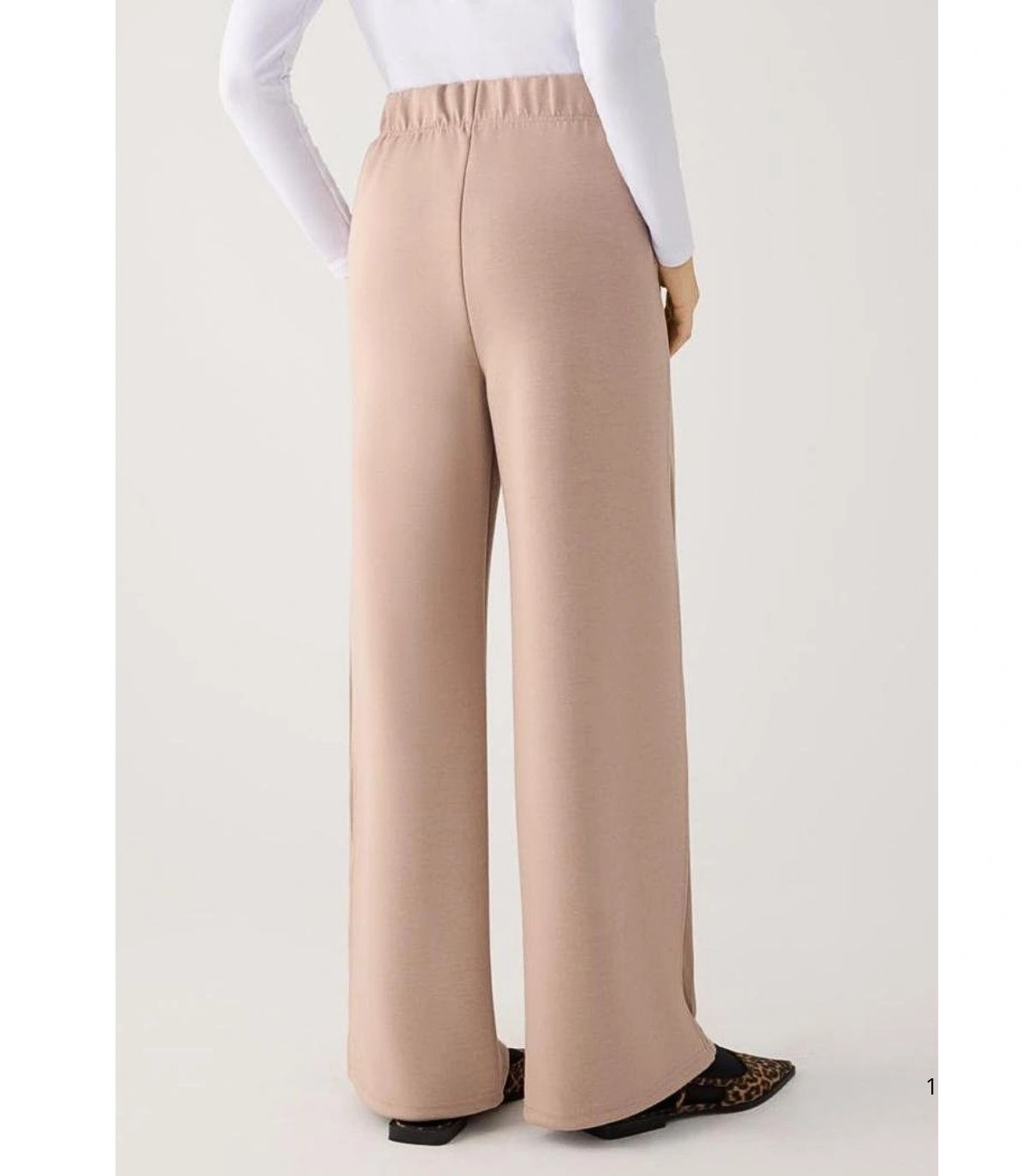 Pantalón Ancho Afelpado de Mujer con Tiro Alto en Color Beige Ysabel Mora 70747