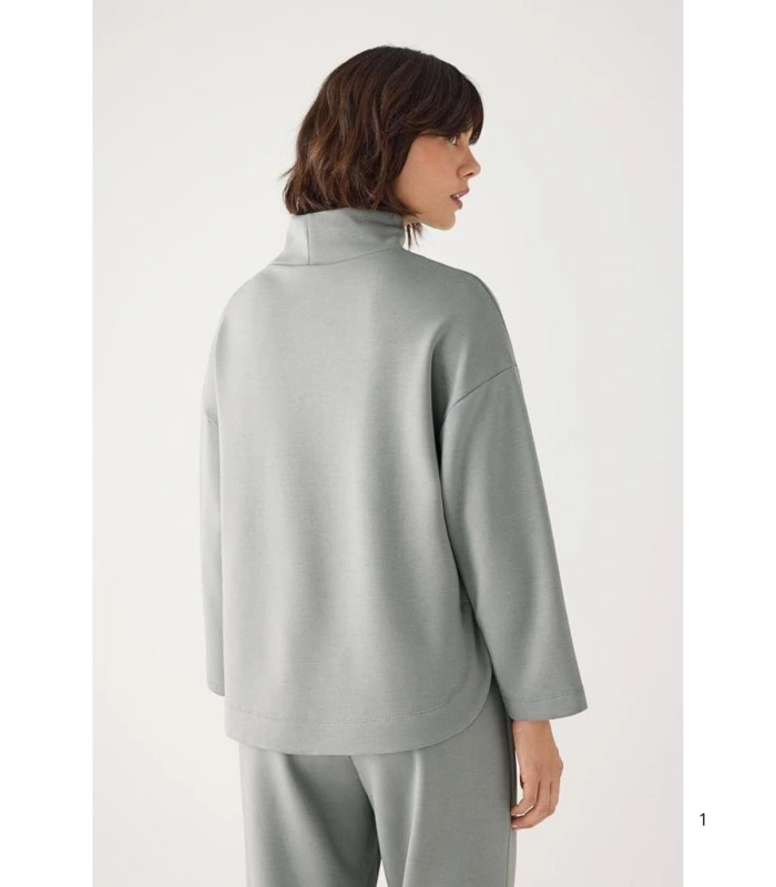 Jersey Afelpado de Mujer con Cuello Alto Color Azul Ysabel Mora 70753