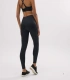 Legging Deportivo Ysabel Mora Negro con Efecto Vientre Plano y Push-Up Malla Compresiva de Tiro Alto y Corte Láser