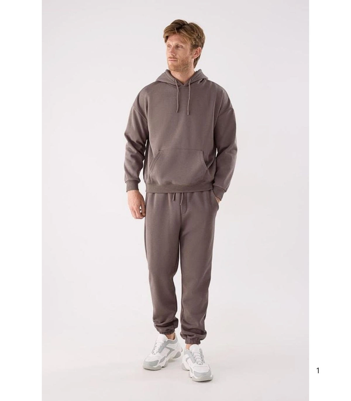 Chándal Deportivo de Hombre Afelpado con Sudadera Pantalón Jogger en Color Marrón Ysabel Mora75003