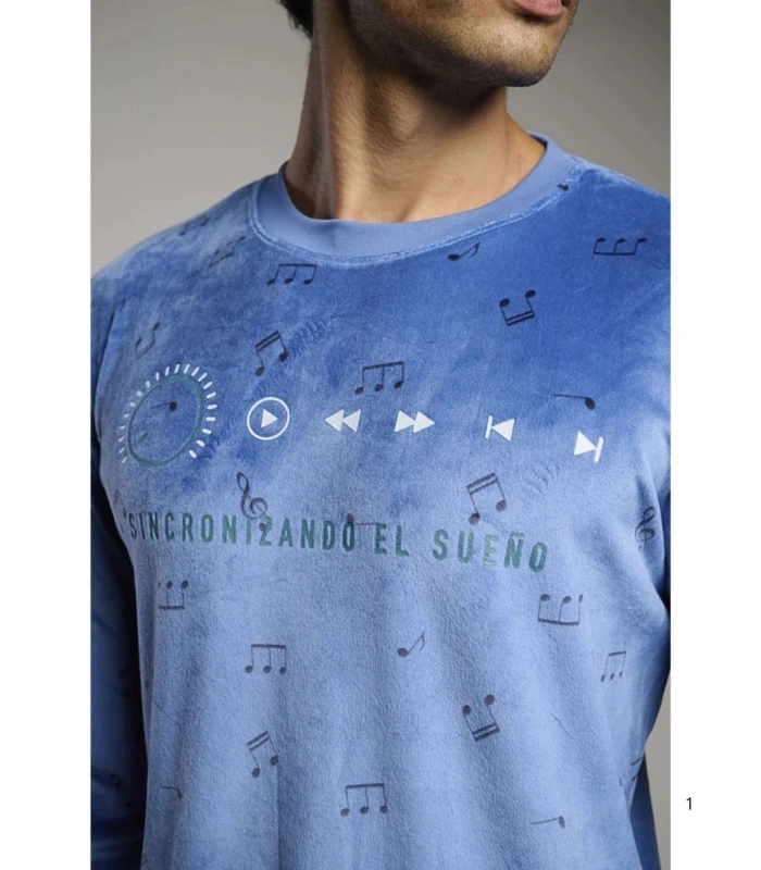 Pijama Largo de Hombre en Terciopelo "Sincronizando el Sueño" Ysabel Mora 26420