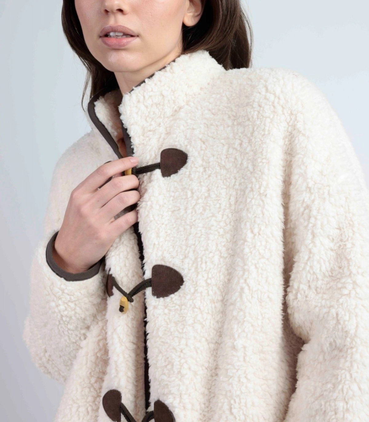 Bata Mujer Admas Lou Lou Returns Beige Borreguito