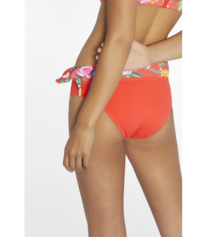 Ysabel Mora - Braga bikini